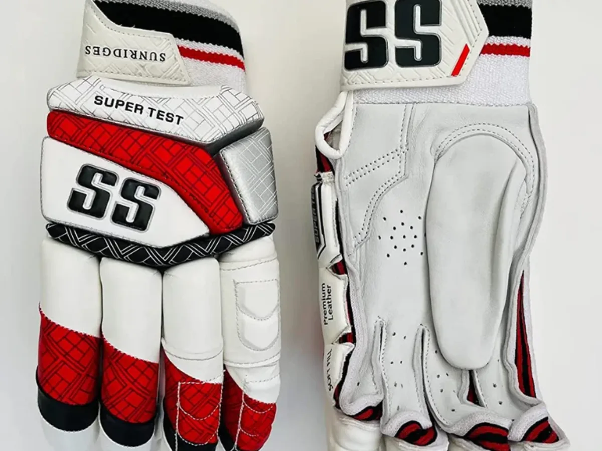 SS SuperTest Batting Gloves